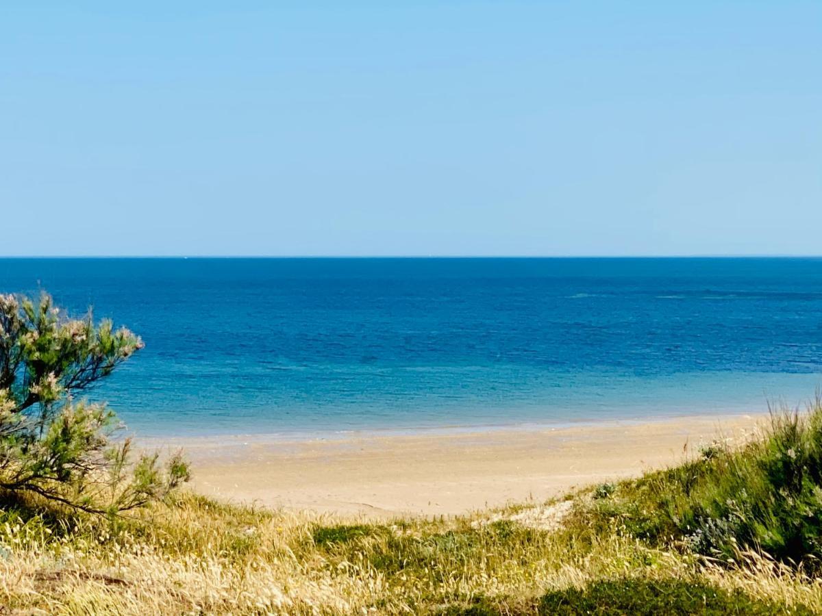 Charming House Close To The Plage Des Huttes Chaucre Exterior foto